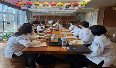 �����а�